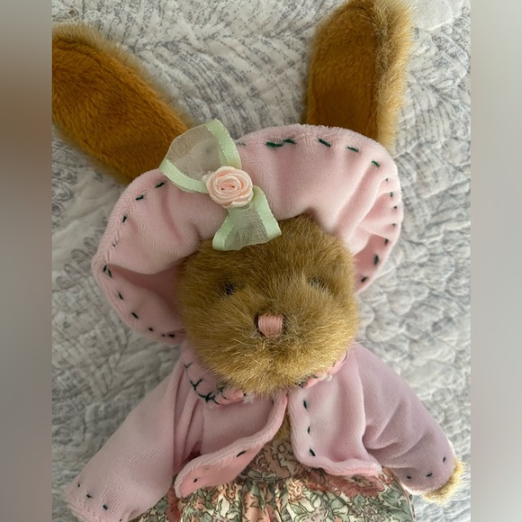 🐰🌸 VINTAGE HUGFUN INT’L INC. BUNNY RABBIT PLUSH! DATED 2001! JOINTED! - Picture 9 of 9